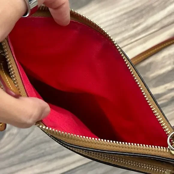 Dooney & Bourke Triple Zip Crossbody Bag Purse Black Leather - Picture 10 of 11